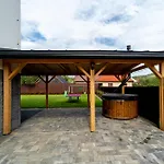Vo Vlcich Horach *