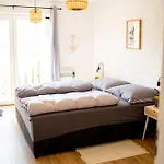 Vo Vlcich Horach Vila Zboj